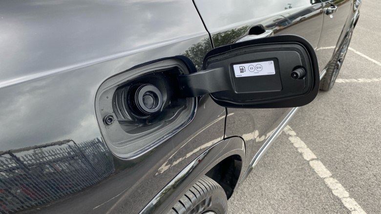 Volvo XC90 2.0 T8 PHEV Ultra Dark 5dr AWD Geartronic Estate